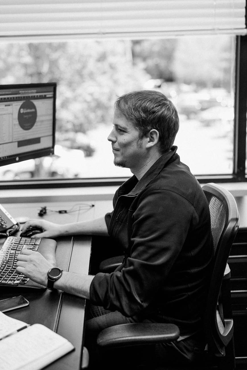 About Us - Computers Made Easy Inc.